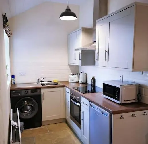 Molly\'S Cottage
